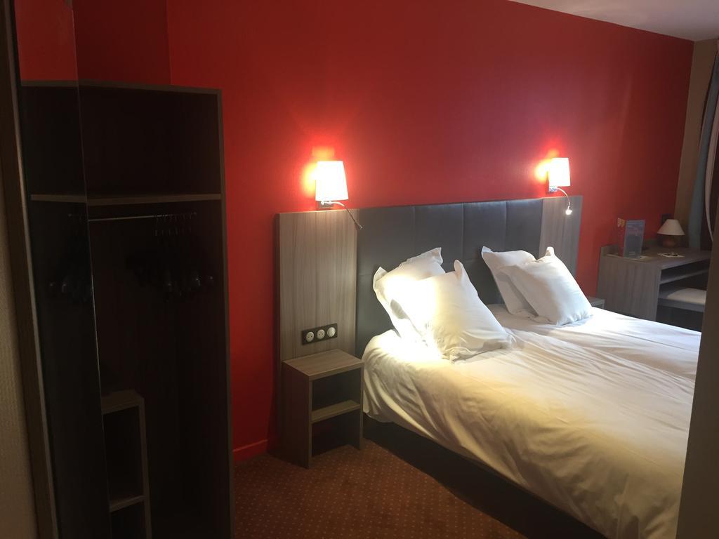 Hotel Les Frangins Saint-Omer  Bagian luar foto